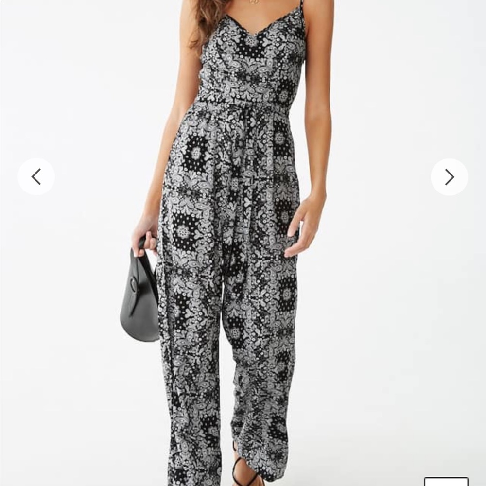 Forever 21 black jumpsuit size L